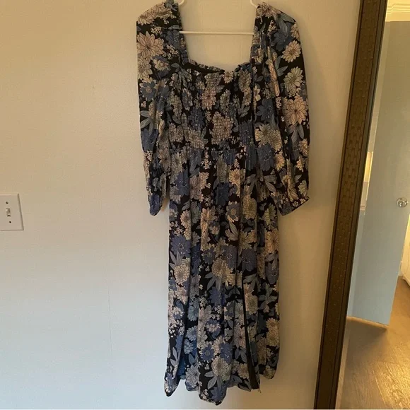 J. Crew Linen Daydream Dress in Blue Floral Multi - Picture 2 of 3
